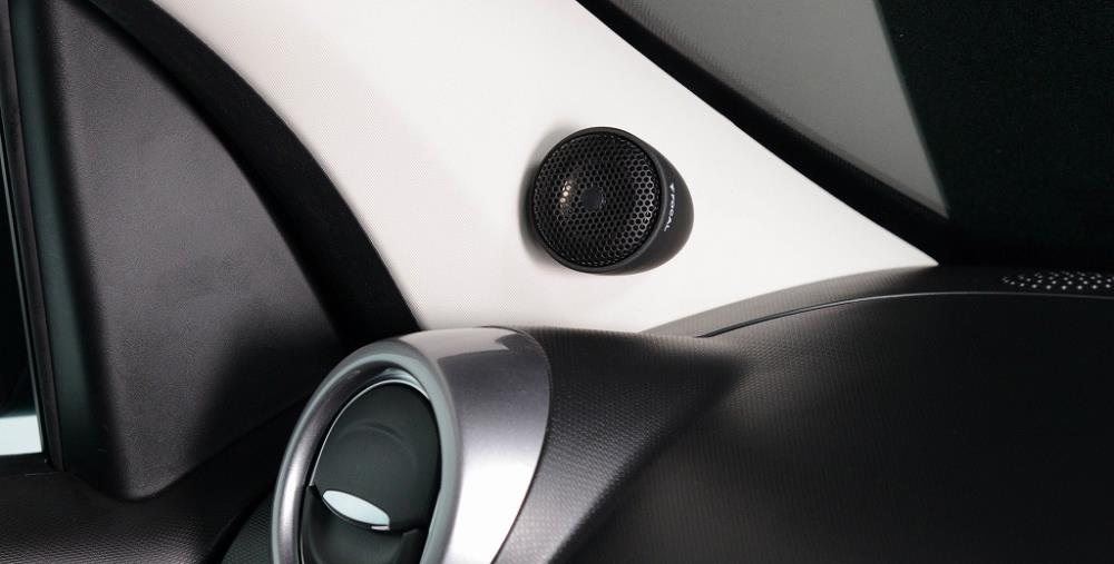 トゥインゴ テンポ_フォーカル ツイーター装着イメージ.jpg